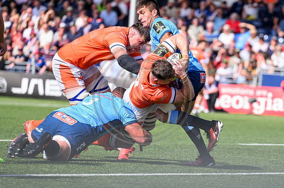Edinburgh v Bulls