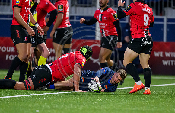 Edinburgh v Lions