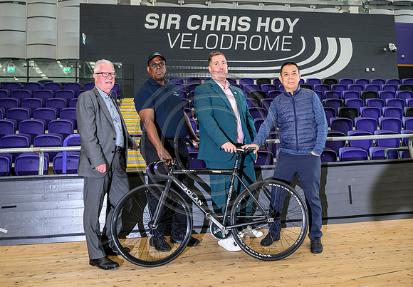 Senior Commonwealth Sport representatives visit Sir Chris Hoy Velodrome