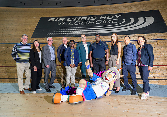 Senior Commonwealth Sport representatives visit Sir Chris Hoy Velodrome
