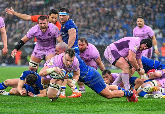 Italy v Scotland
