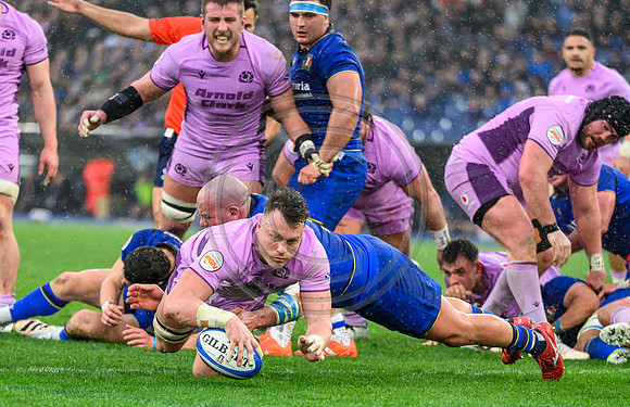 Italy v Scotland