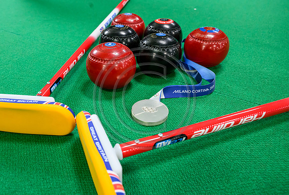 Scotland Bowls v Curling