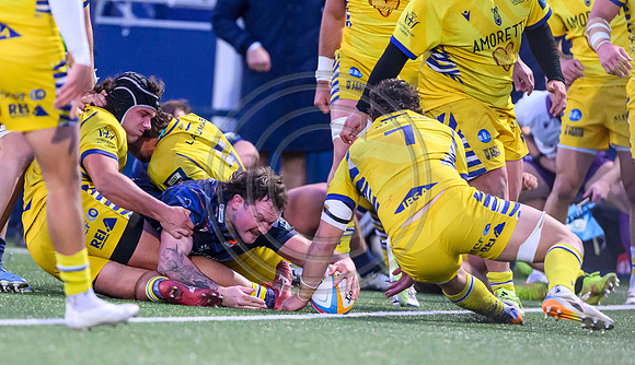 Edinburgh v Zebre Parma