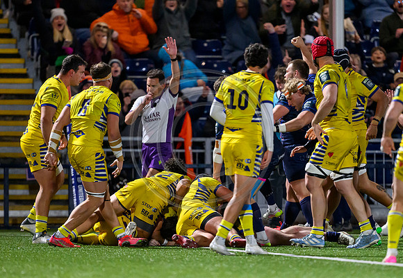 Edinburgh v Zebre Parma