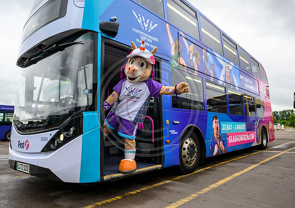 Finnie Bus