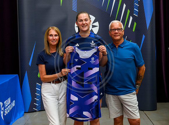 Scottish Thistles netball dress presentation