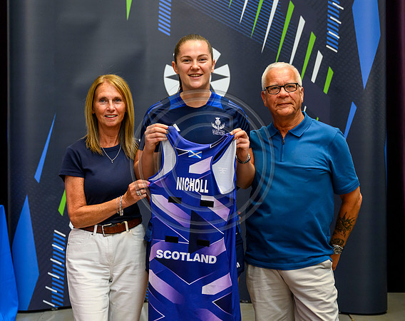 Scottish Thistles netball dress presentation