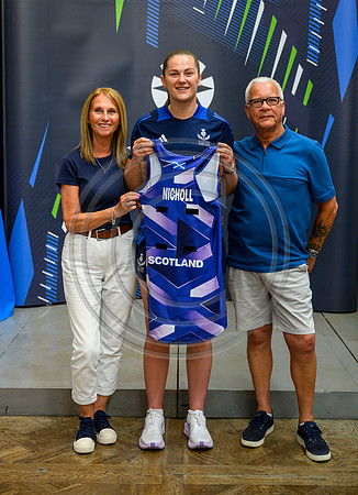 Scottish Thistles netball dress presentation