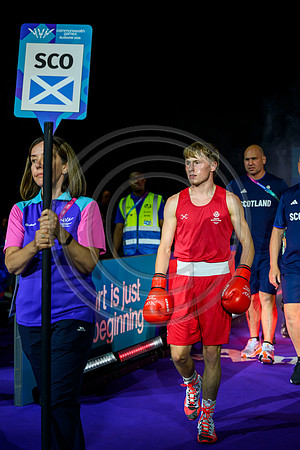 Findlay Davidson competes in the Para Powerlifting Mens Lightweight