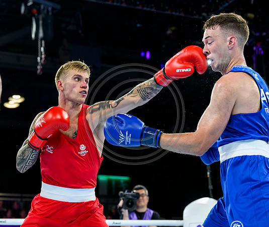 Boxing - Scotlands Alan Perrie competes in the men's 80kg