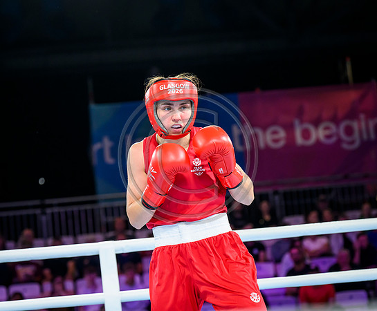 Boxing Stephanie Kernachan