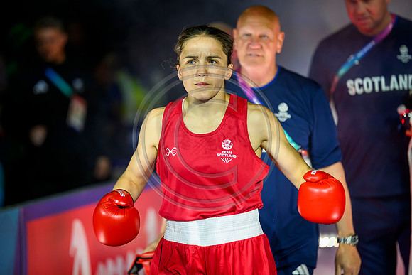 Boxing Stephanie Kernachan