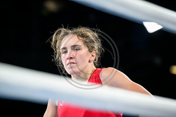 Boxing Stephanie Kernachan