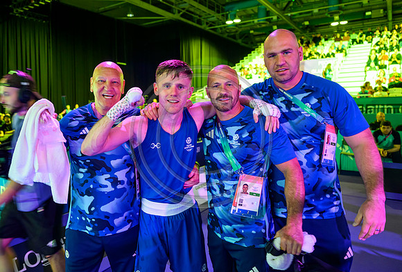 Boxing Nick Devlin