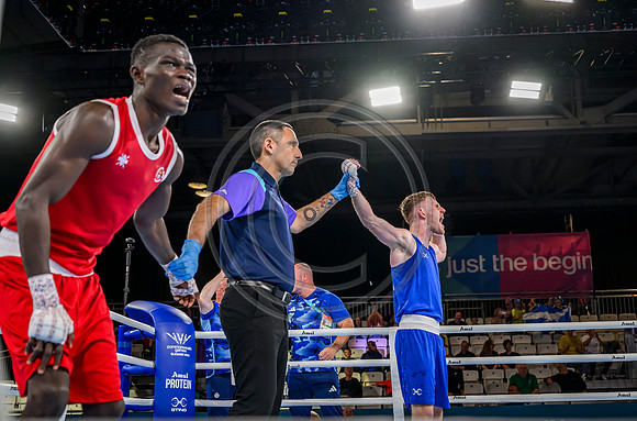 Boxing Nick Devlin