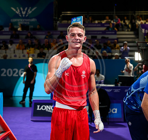 Boxing Sonny Kerr