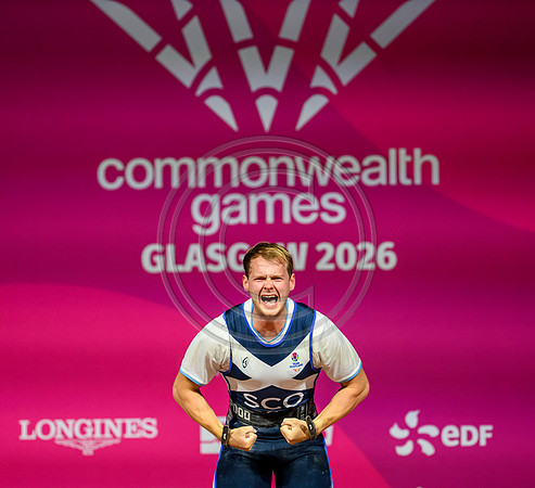 Angus Doig men's 88kg weightlifting