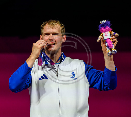 Angus Doig men's 88kg weightlifting