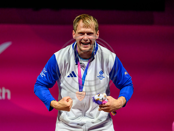 Angus Doig men's 88kg weightlifting