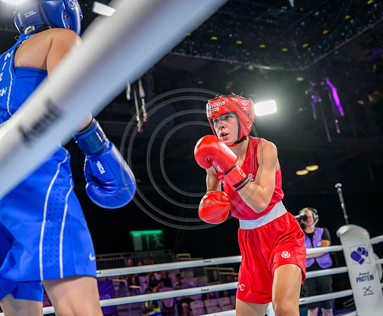 Boxing Laura Brown