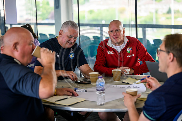 Club leaders from the West region gather for a seminar about the season ahead.
