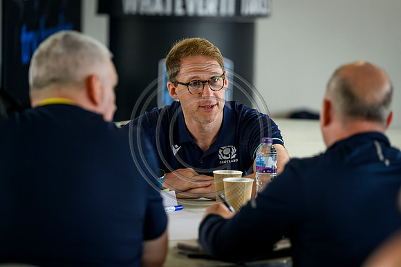 Club leaders from the West region gather for a seminar about the season ahead.