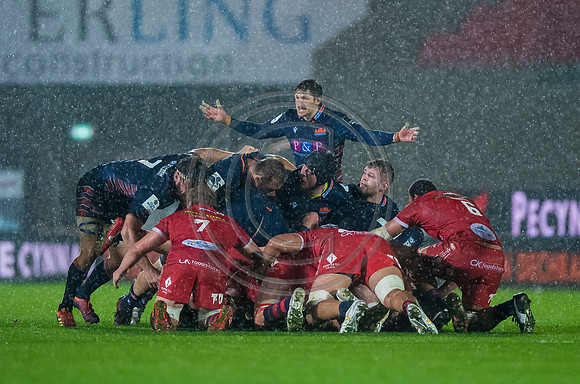 Scarlets v Edinburgh Rugby