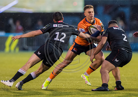 Saracens v Edinburgh