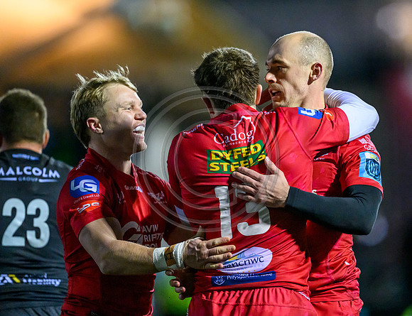Warriors v Scarlets
